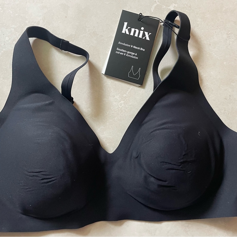 Knix Revolution V-neck Bra